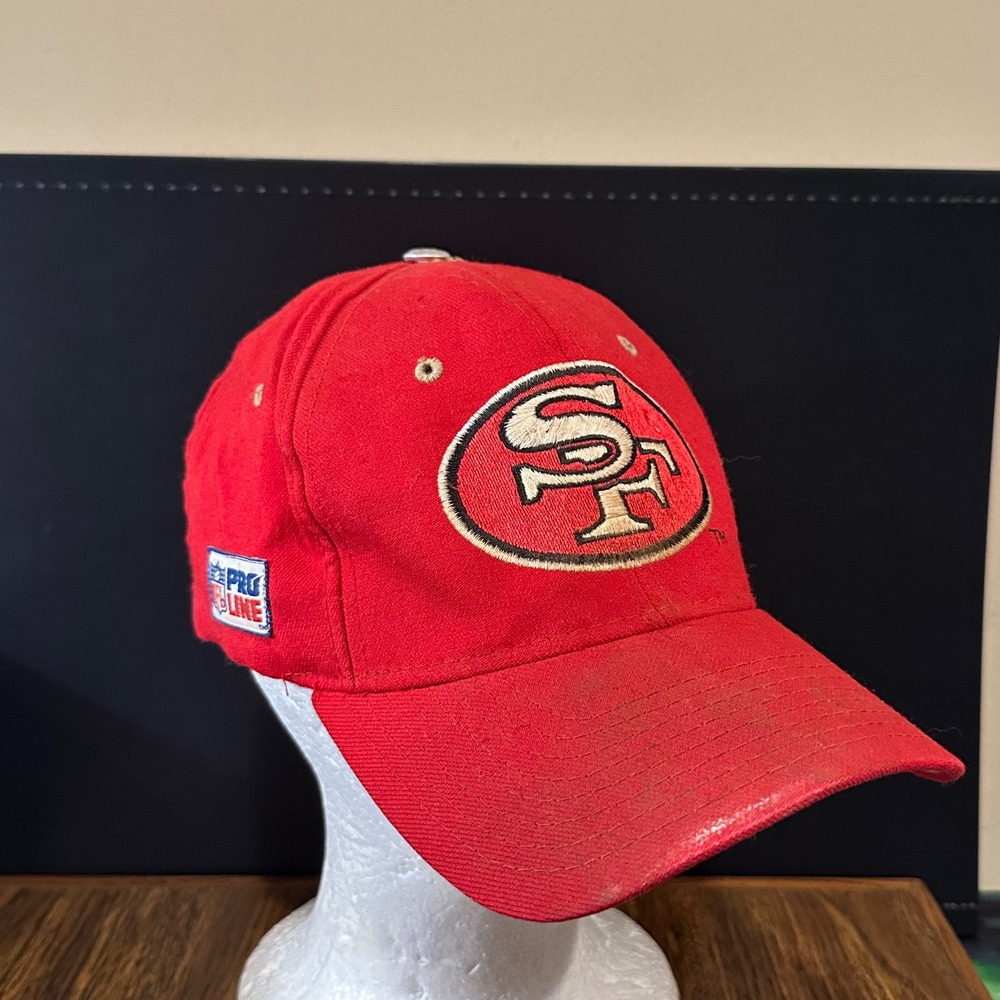 Vintage Starter NFL Pro Line San Francisco 49ers Starfit Hat Fitted Cap Mens Red